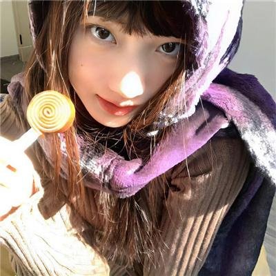 出水红莲