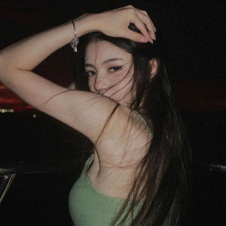 桃红女霸